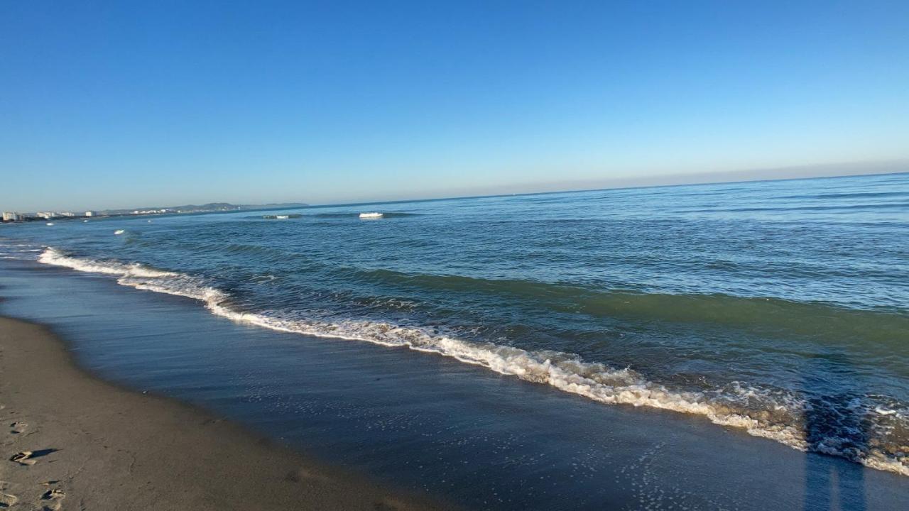 Promo Price September - By The Sea 1 Min From The Beach Appartamento Golem (Tirana)